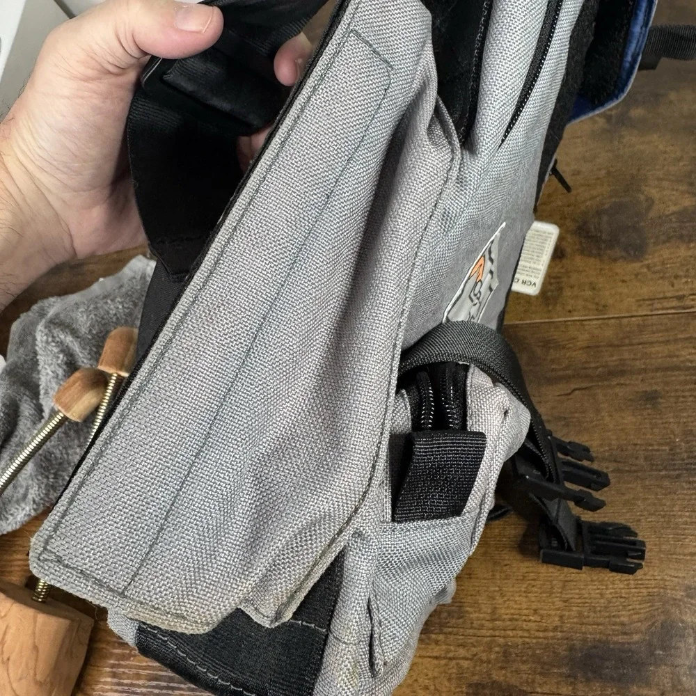 Vintage Lowe-Pro Bag VCR Compact 3 Carrier Gray W/ Strap Retro